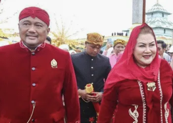 Sidang korupsi Mbak Ita dan Alwin Basri di Semarang.